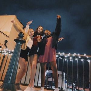 Meet your Posher, Carina